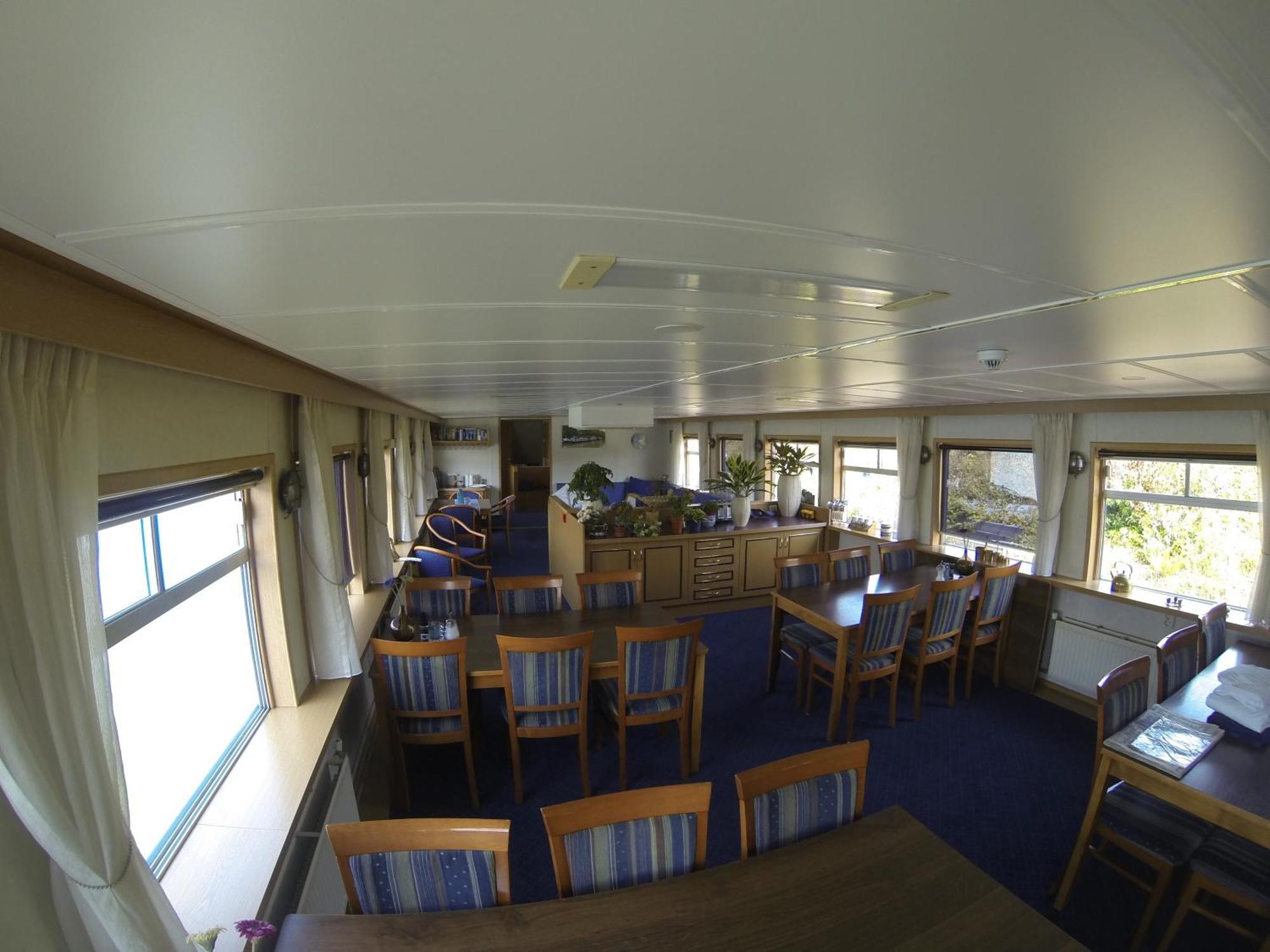 Botel Zwaantje Amsterdam Oda fotoğraf